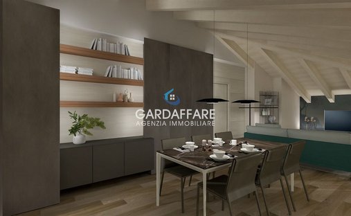 Penthouse in Historic Center, Desenzano del Garda, Lombardy 1