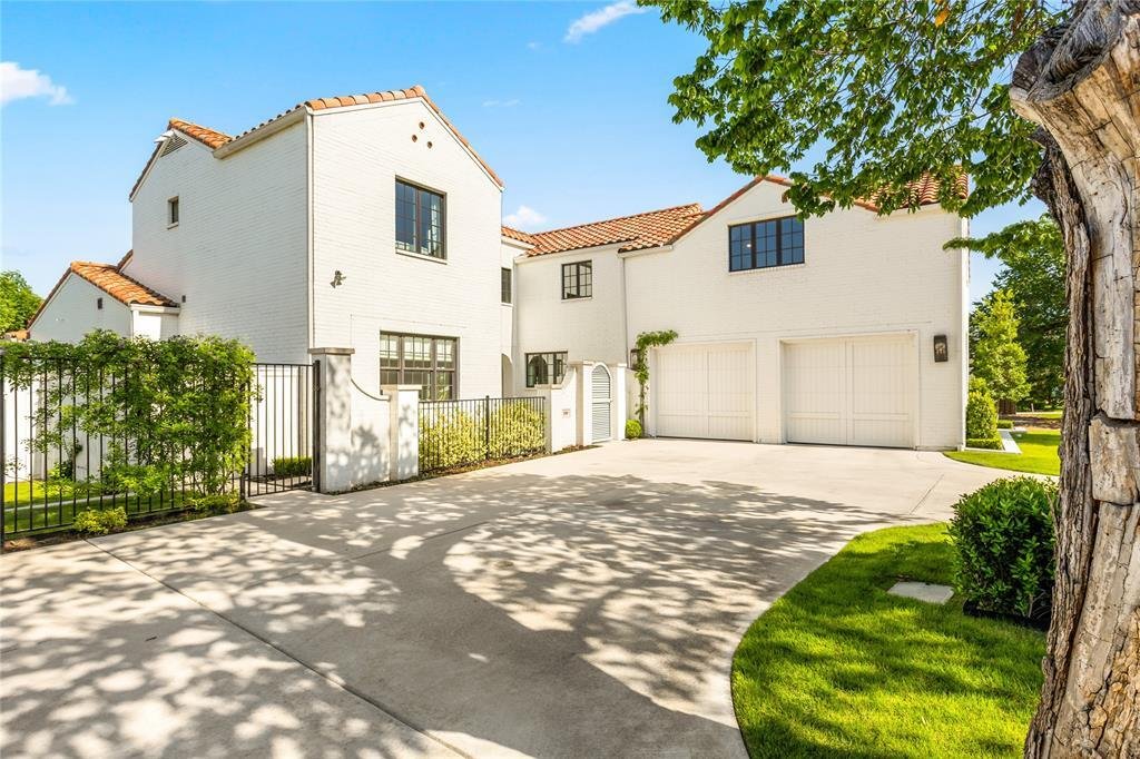 House in Fort Worth, Texas, United States 2 - 17975913