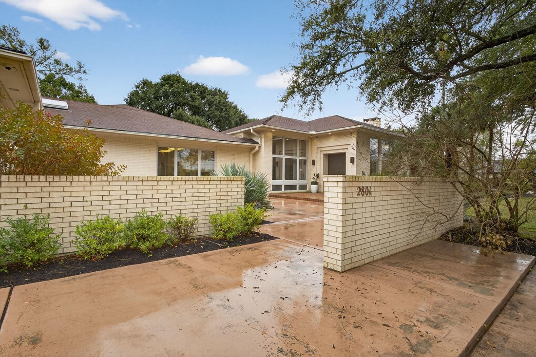 House in Port Neches, Texas, United States 3 - 17969726