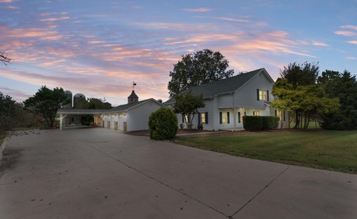 Farm Ranch in Englewood, Tennessee, United States 1