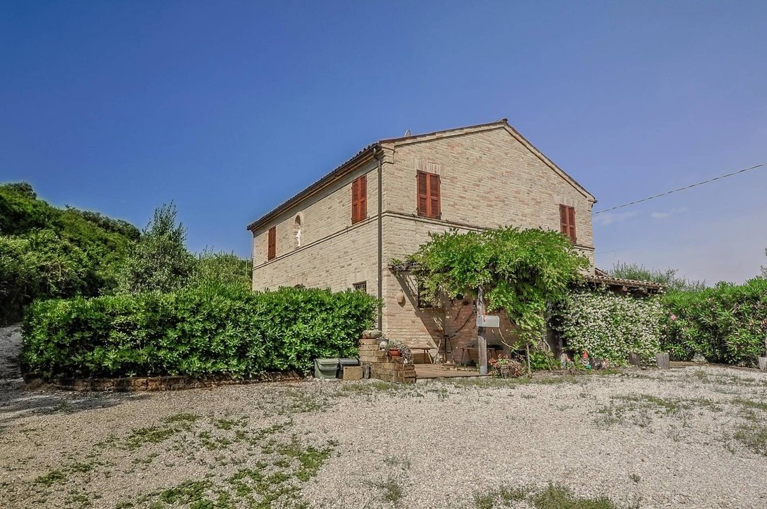Country House in Altidona, Marche, Italy 2 - 17980929