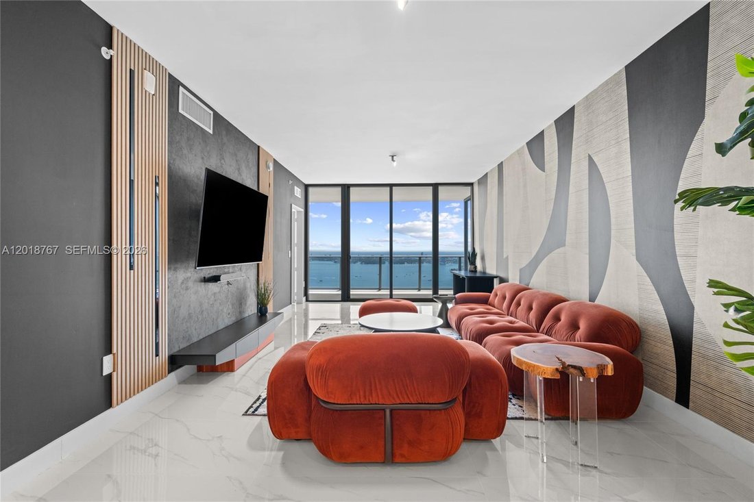 Condo in Miami, Florida, United States 3 - 17979443