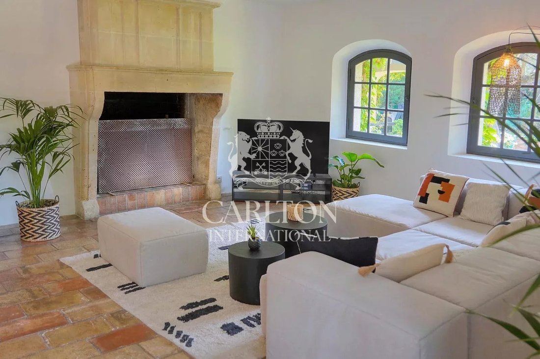 Villa in Mougins, Provence-Alpes-Côte d'Azur, France 5 - 17049292