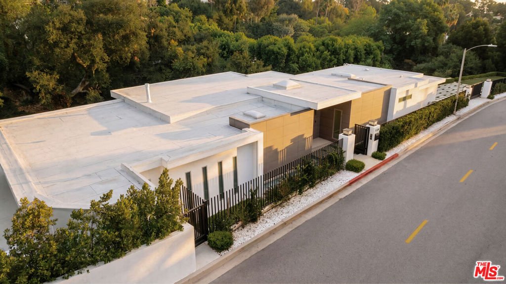House in Beverly Hills, California, United States 5 - 17975120