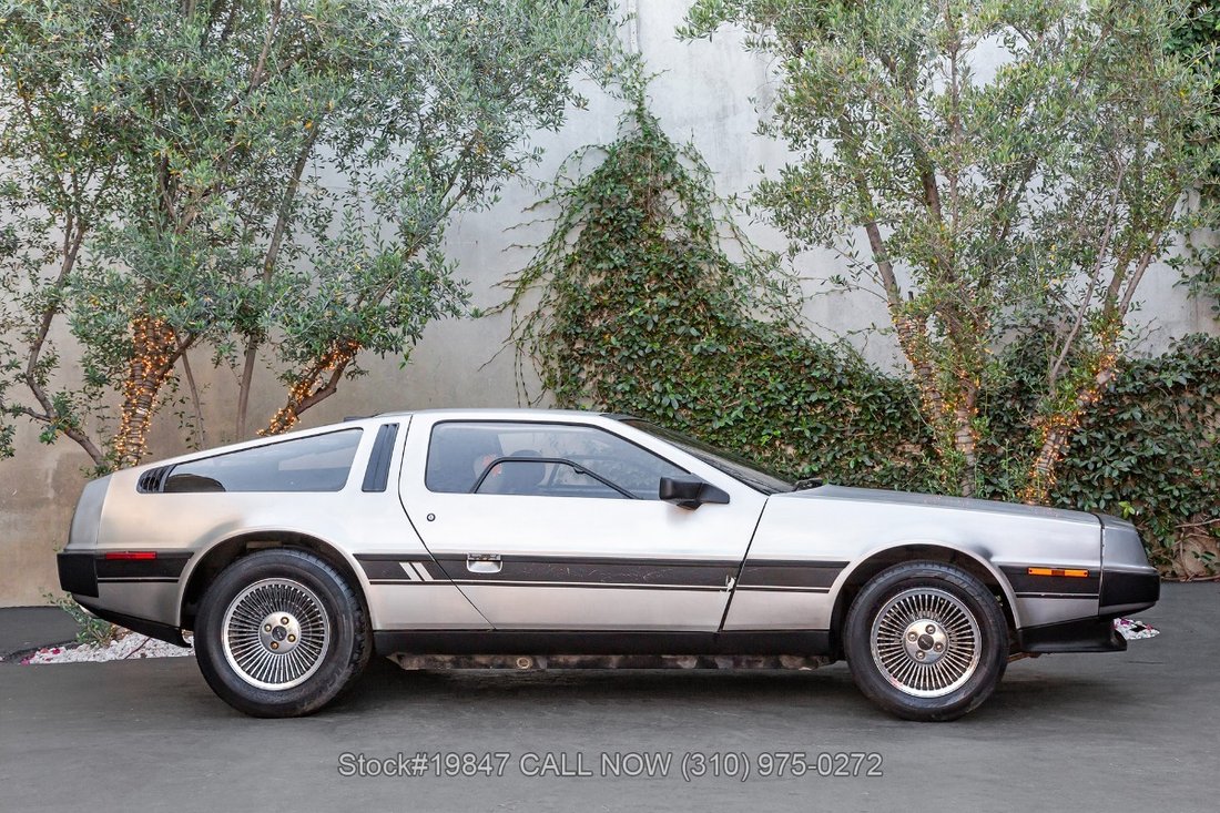 DeLorean DMC-12 in Los Angeles, CA 4 - 17976942