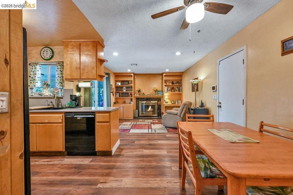 House in Tracy, California, United States 4 - 17981009