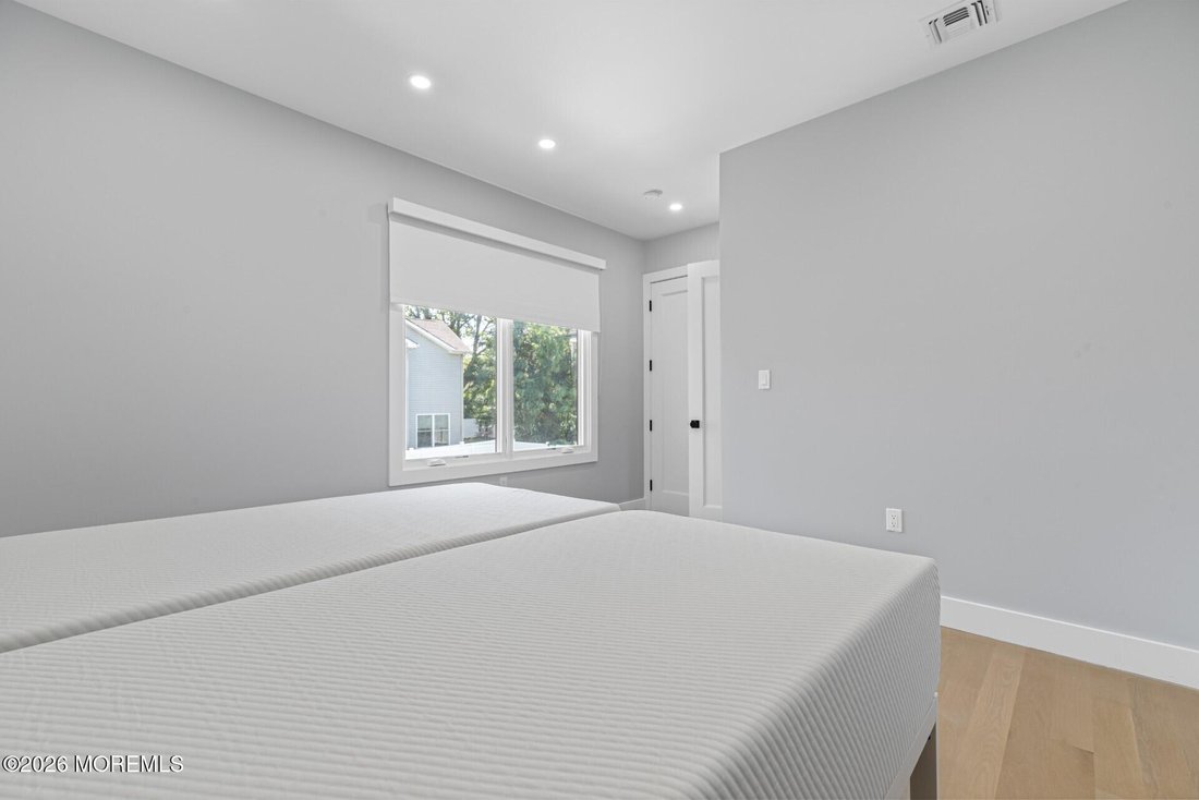 House in Long Branch, New Jersey, United States 2 - 17978636