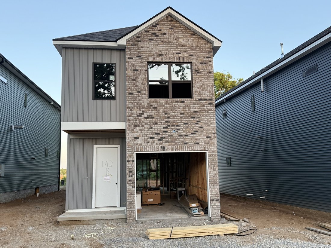 Co Op in Nashville, Tennessee, United States 2 - 17979885