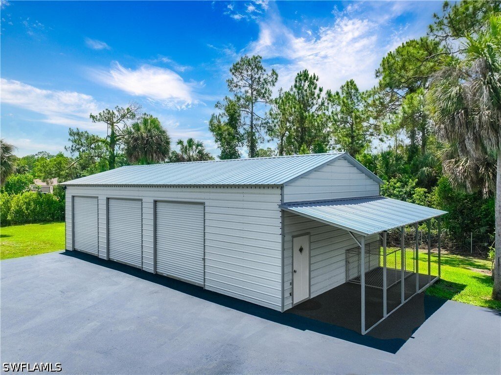 House in Naples, Florida, United States 3 - 17939368
