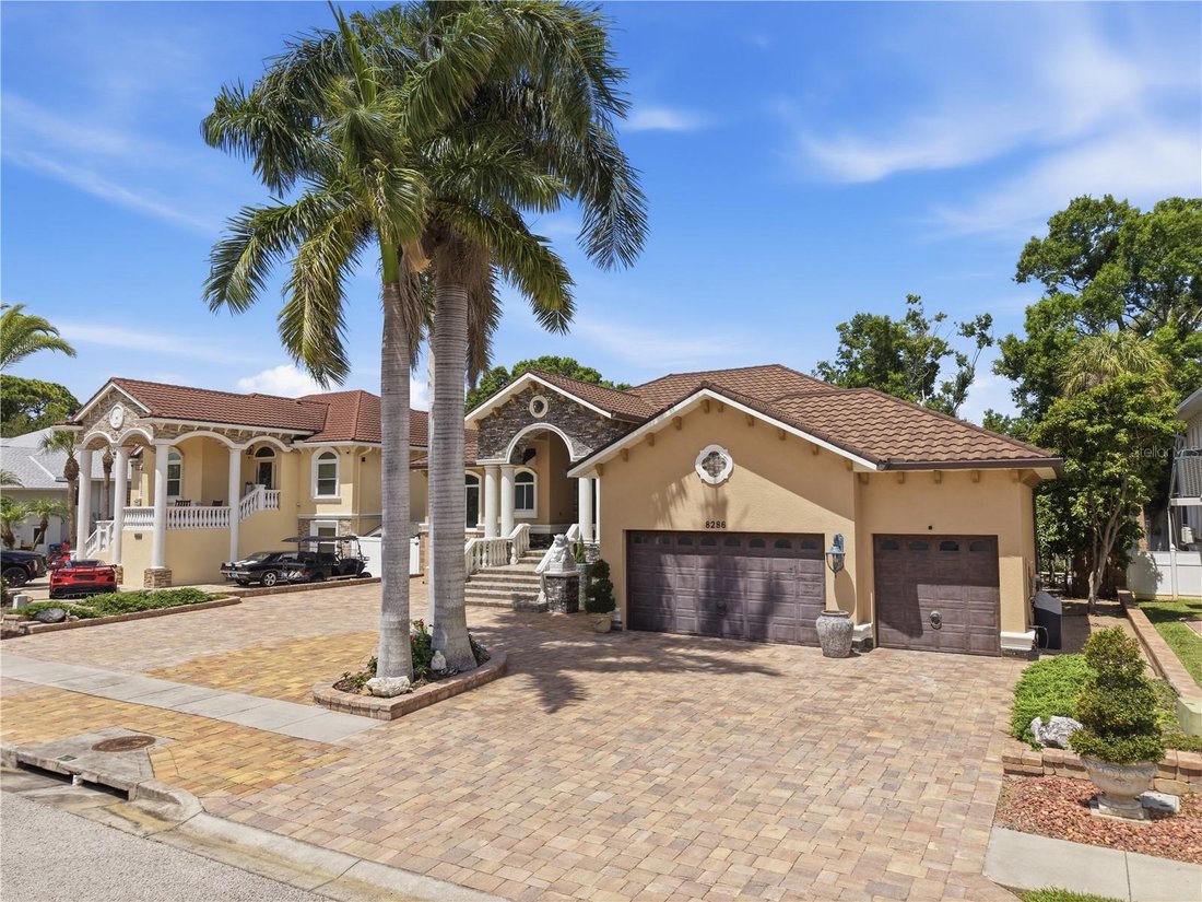 House in Seminole, Florida, United States 4 - 17979515