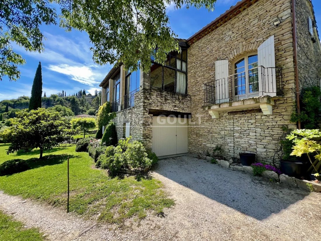 House in Gordes, Provence-Alpes-Côte d'Azur, France 5 - 17976523