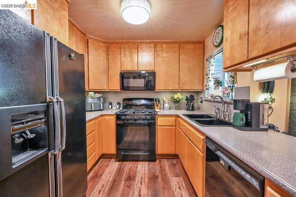 House in Tracy, California, United States 5 - 17981009