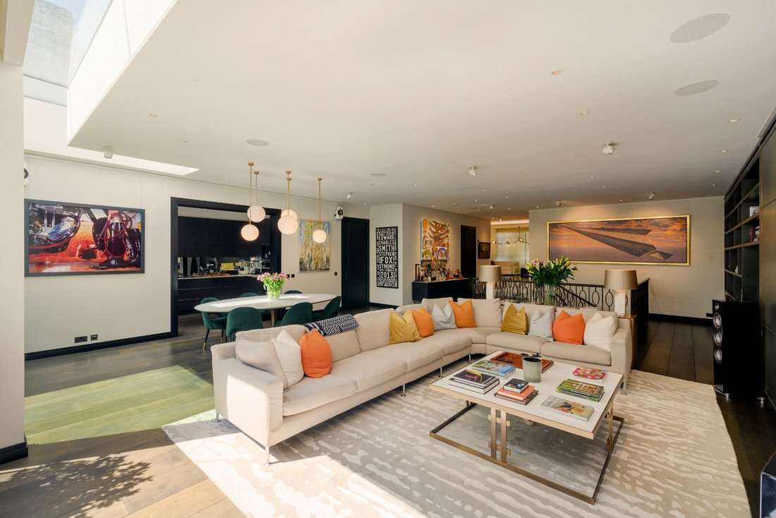Apartment in Brompton, Kensington And Chelsea, England 3 - 17976165