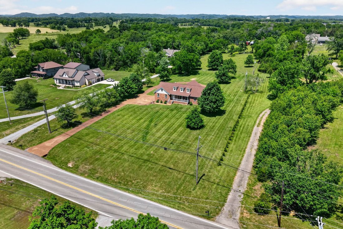 House in Gallatin, Tennessee, United States 3 - 17979772