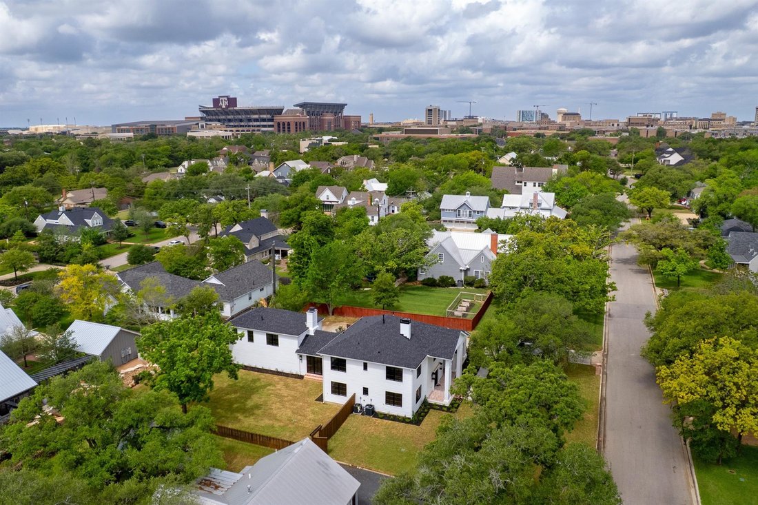 House in College Station, Texas, United States 2 - 17978752