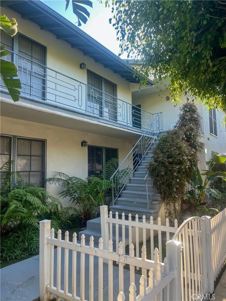 Los Angeles, California, United States 4 - 17979948