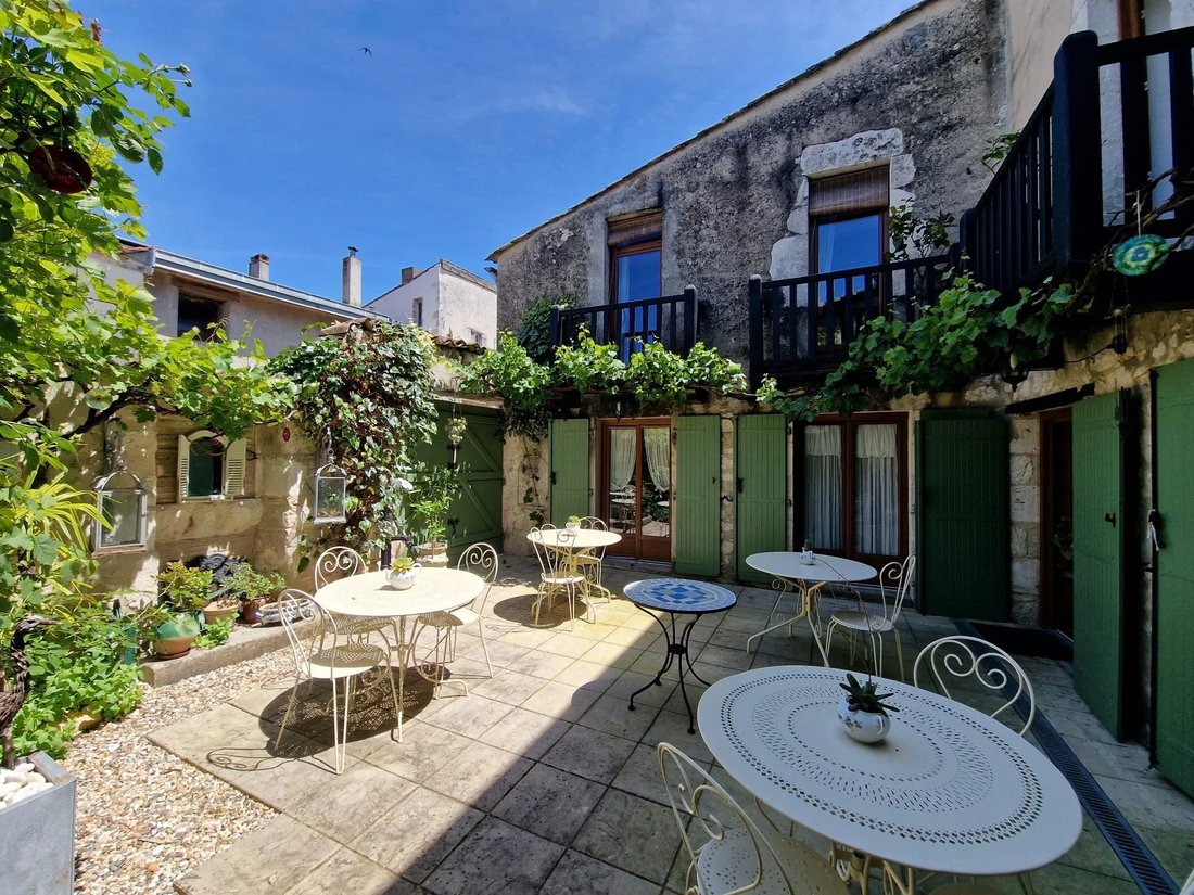 House in Eymet, Nouvelle-Aquitaine, France 1 - 17839806