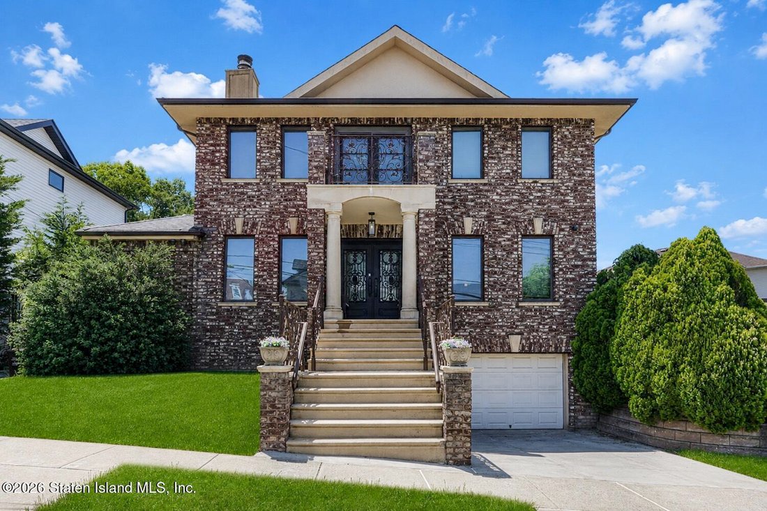 House in New York, New York, United States 1 - 17978131