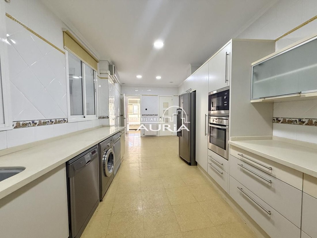 Apartment in l'Eixample, Valencia, Spain 1 - 11525245