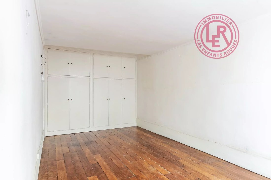Apartment in Saint Thomas d'Aquin, Paris 7e Arrondissement, Paris 5 - 17976474