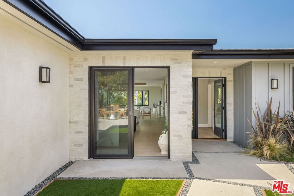 House in Los Angeles, California, United States 3 - 17978933