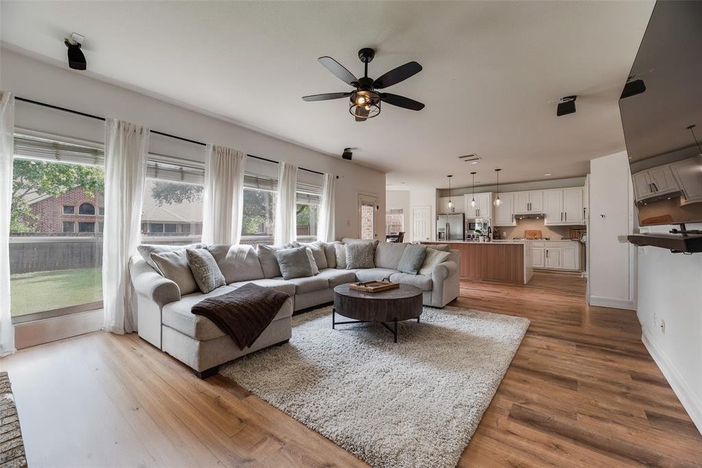 House in Lewisville, Texas, United States 4 - 17979242