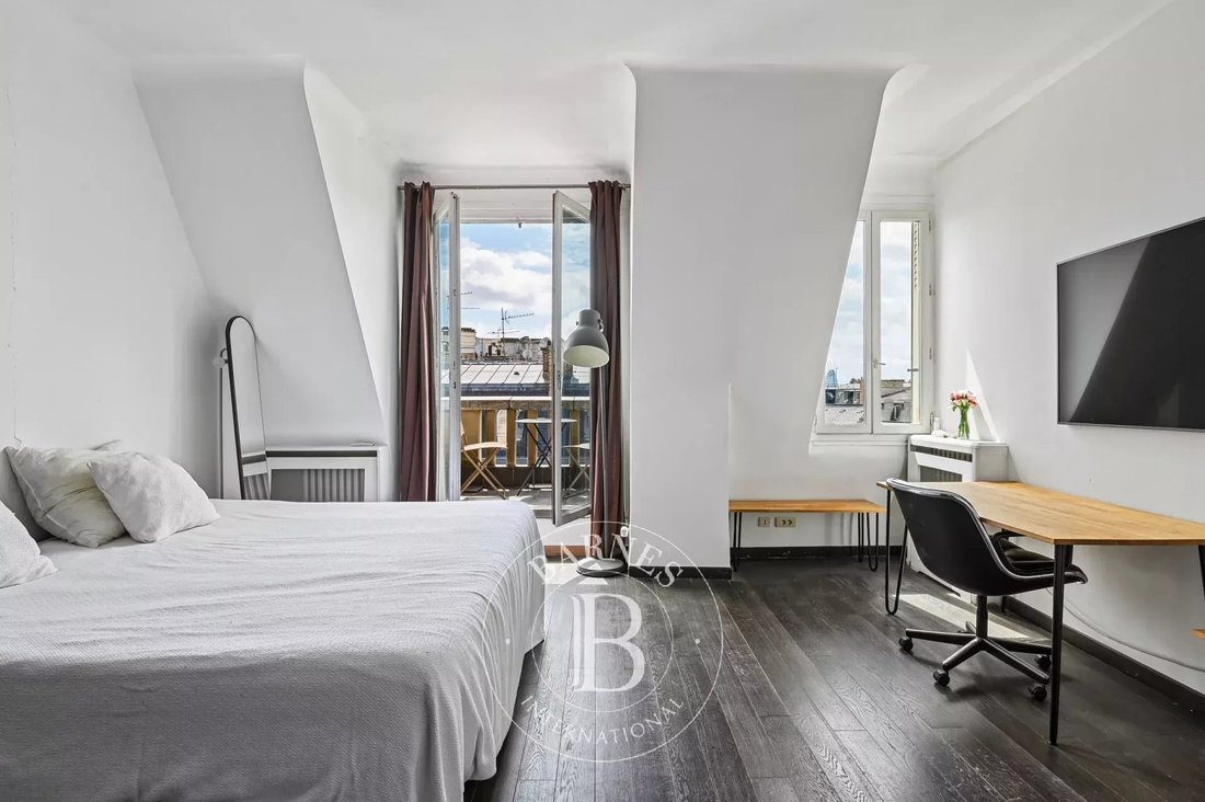 Apartment in Gros Caillou, Paris 7e Arrondissement, Paris 3 - 17976509