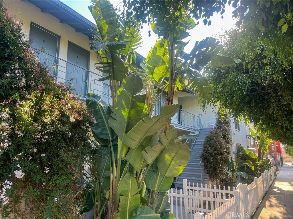 Los Angeles, California, United States 2 - 17979948