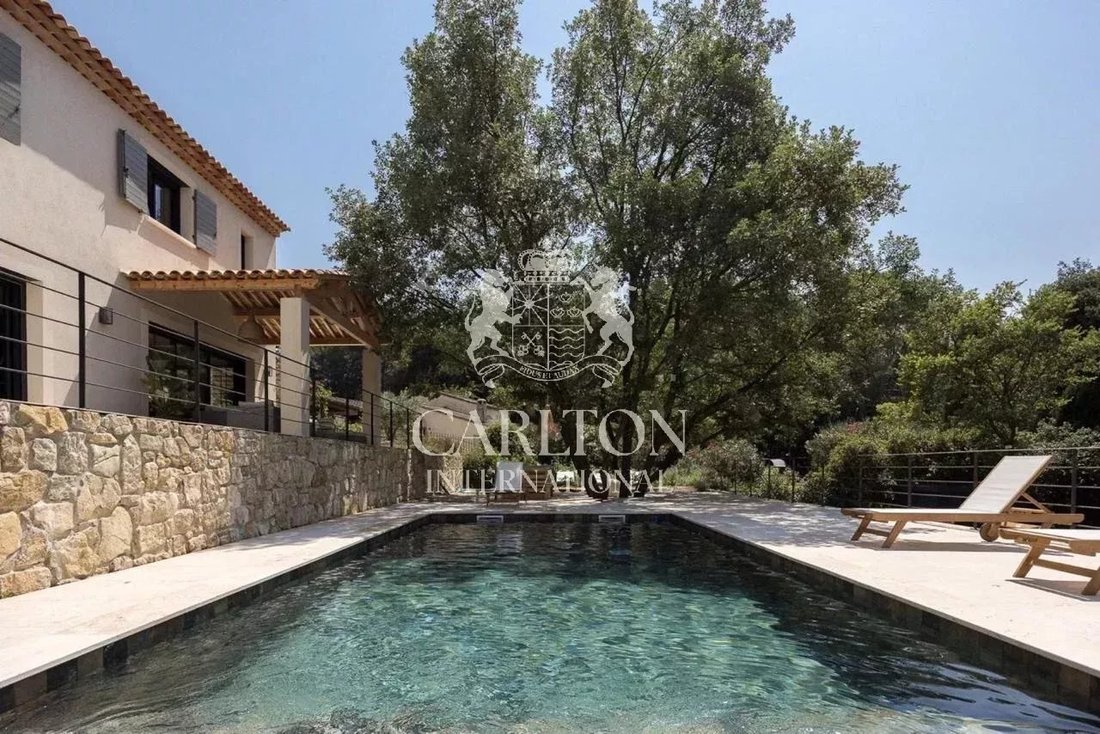 Villa in Grasse, Provence-Alpes-Côte d'Azur, France 3 - 16326731