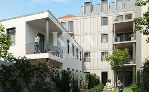 Apartment in Cedofeita, Santo Ildefonso, Se, Miragaia, Sao Nicolau e Vitoria, Porto District, Portugal 1