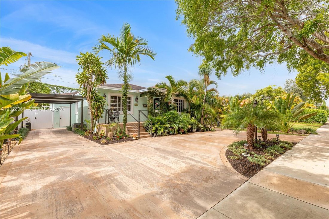 House in Coral Terrace, Florida, United States 2 - 17975064