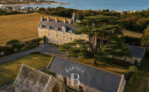 Castle in Saint-Cast-le-Guildo, Brittany, France 1