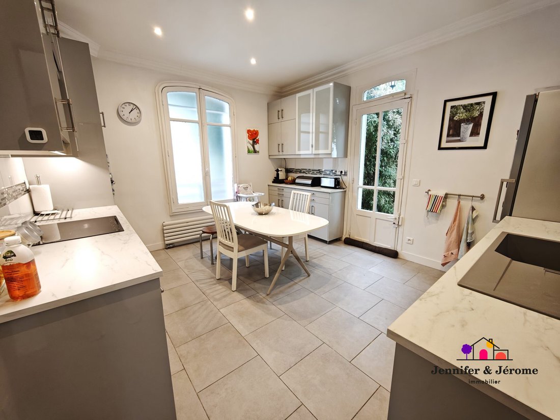 House in Centre Ville-Commerce, Enghien-les-Bains, France 3 - 17981227