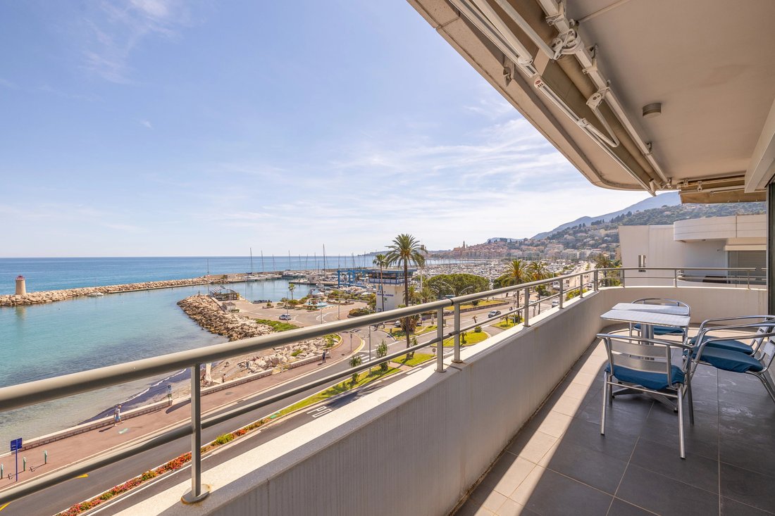 Apartment in Menton, Provence-Alpes-Côte d'Azur, France 2 - 17976290