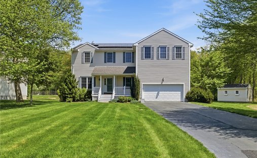 House in South Kingstown, Rhode Island, United States 1