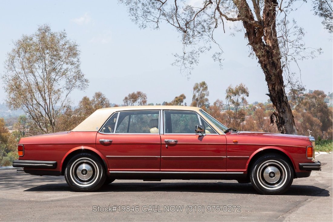 Rolls-Royce Silver Spur in Los Angeles, CA 5 - 17980474