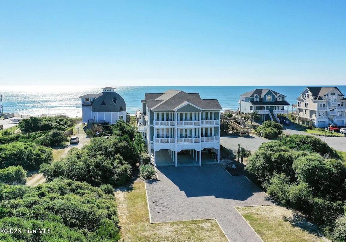 House in North Topsail Beach, North Carolina, United States 2 - 17980312
