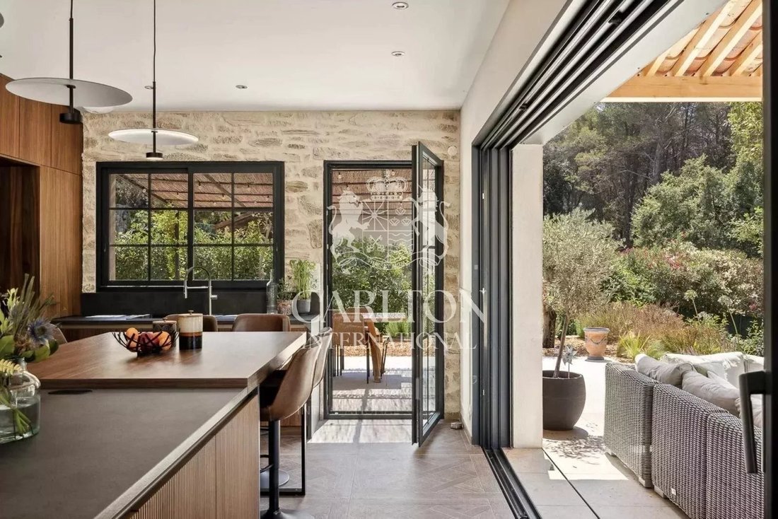 Villa in Grasse, Provence-Alpes-Côte d'Azur, France 4 - 16326731