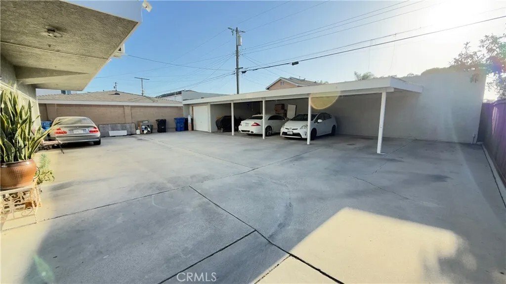 Midway City, California, United States 5 - 17979917