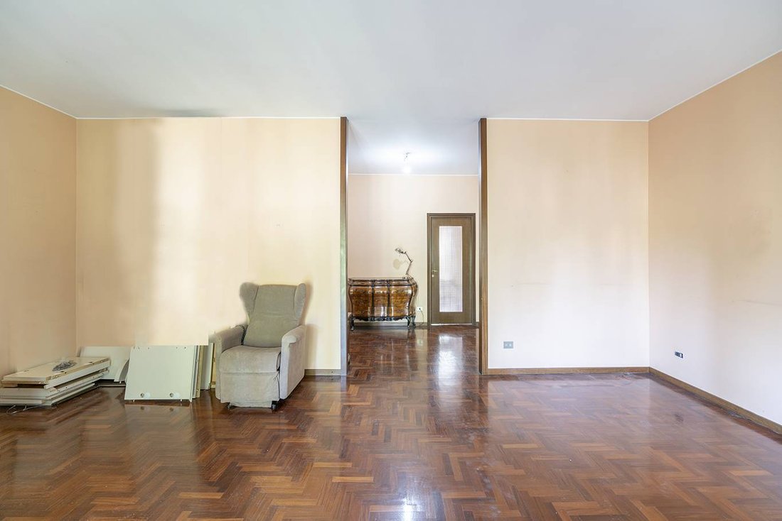Apartment in Tibaldi - Pezzotti, Milan, Italy 5 - 17980931