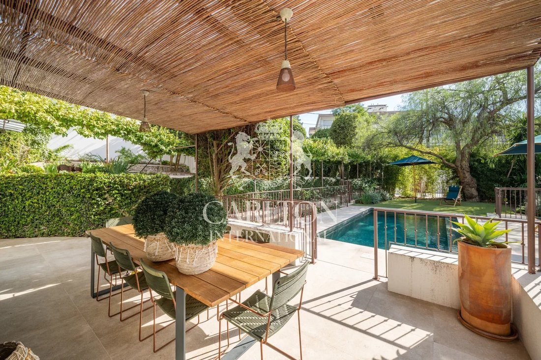 Villa in Cannes, Provence-Alpes-Côte d'Azur, France 2 - 15295859