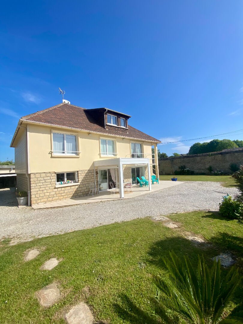 Villa in Courseulles-sur-Mer, Normandy, France 2 - 17977351