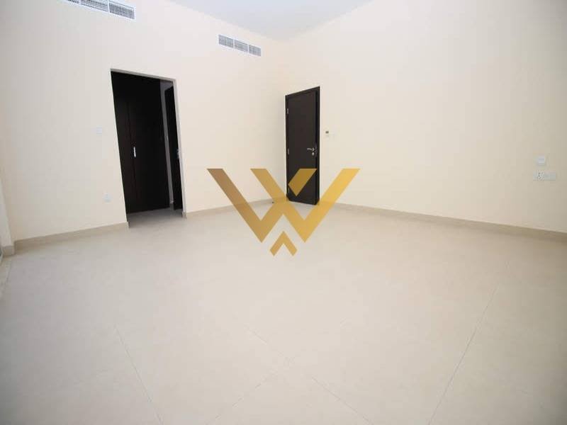 Villa in Warsan, Dubai, United Arab Emirates 2 - 17975584