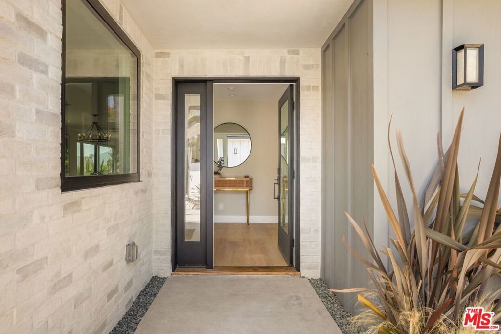 House in Los Angeles, California, United States 4 - 17978933