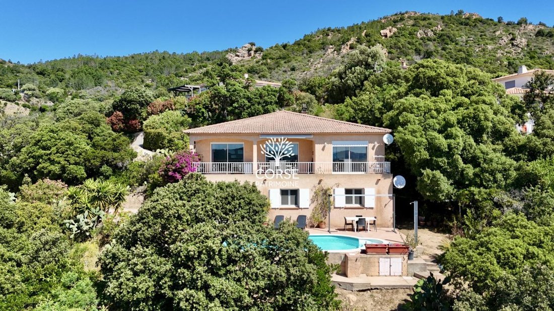 Villa in Porto-Vecchio, Corsica, France 1 - 17867361