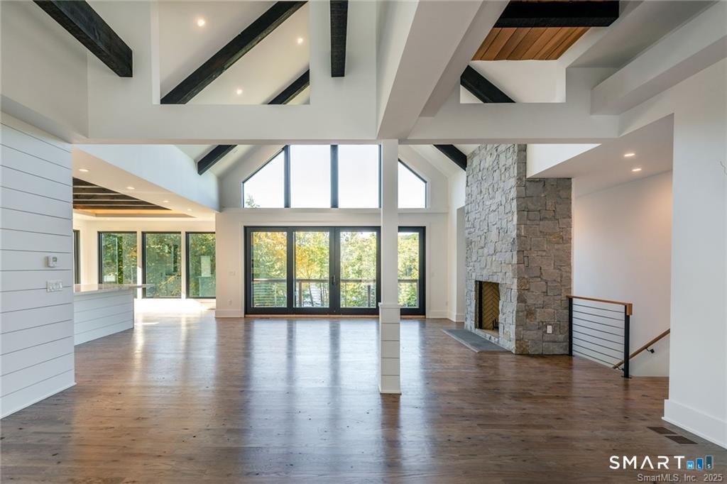 House in Newtown, Connecticut, United States 4 - 17981327