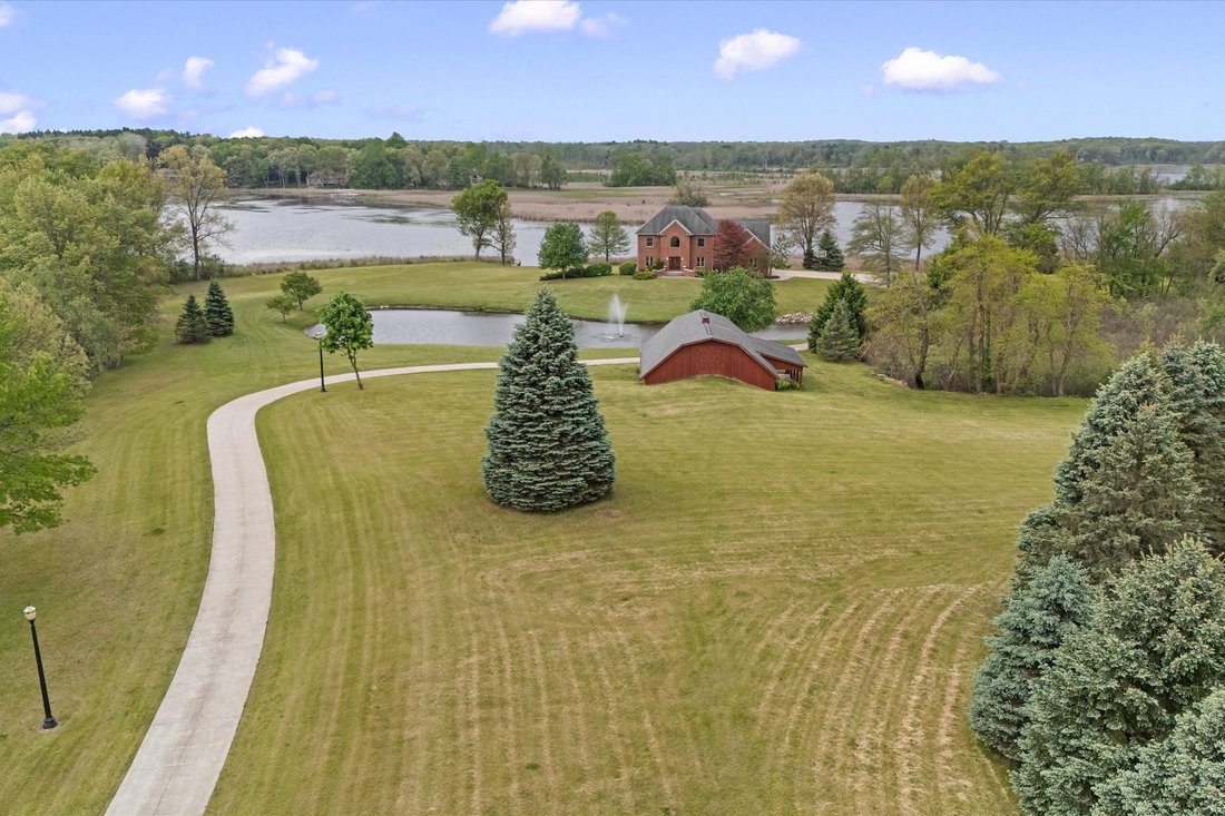 House in Leoni, Michigan, United States 2 - 17974744