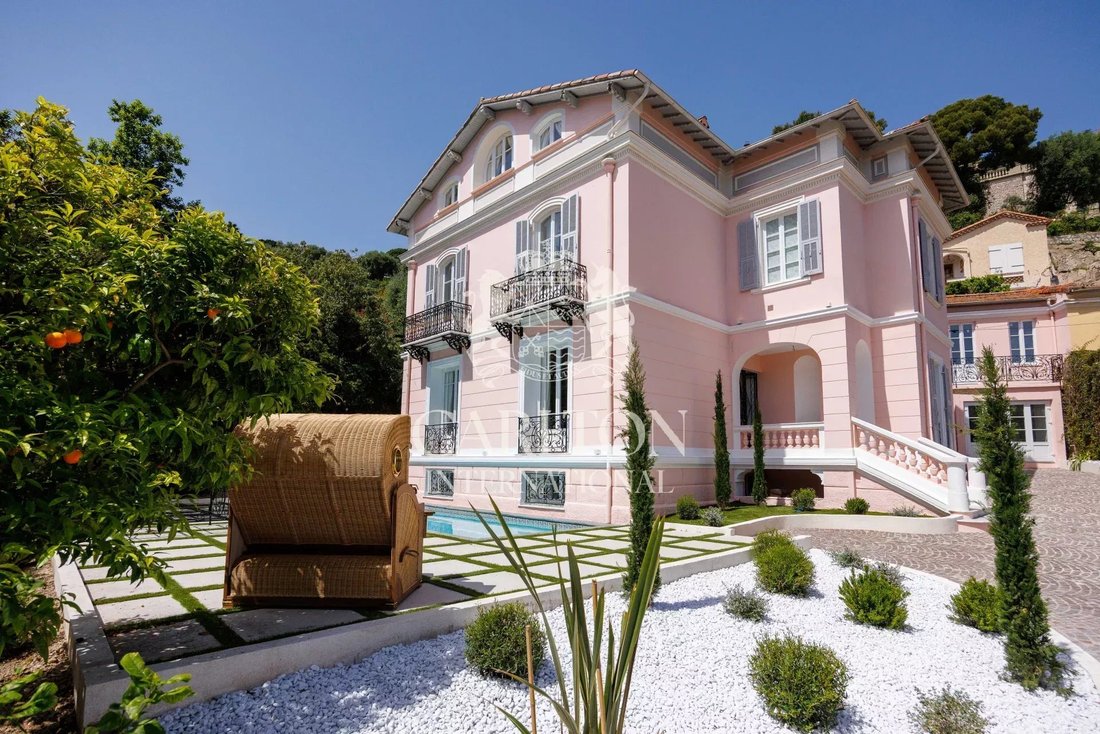 Villa in Villefranche-sur-Mer, Provence-Alpes-Côte d'Azur, France 3 - 16945754