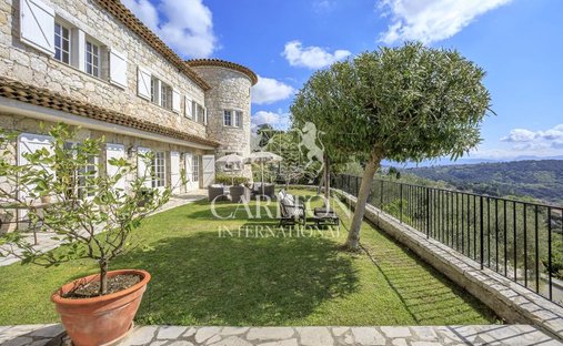 Villa in Sainte Anne, Vence, France 1
