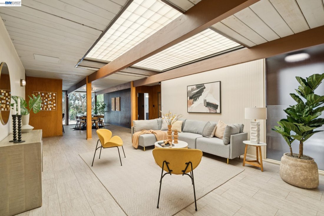 House in Castro Valley, California, United States 5 - 17975152